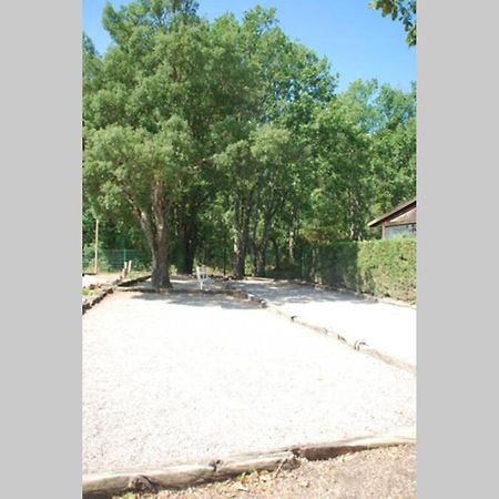 Mazet dans résidence avec piscine Bagnols-en-Forêt Extérieur photo